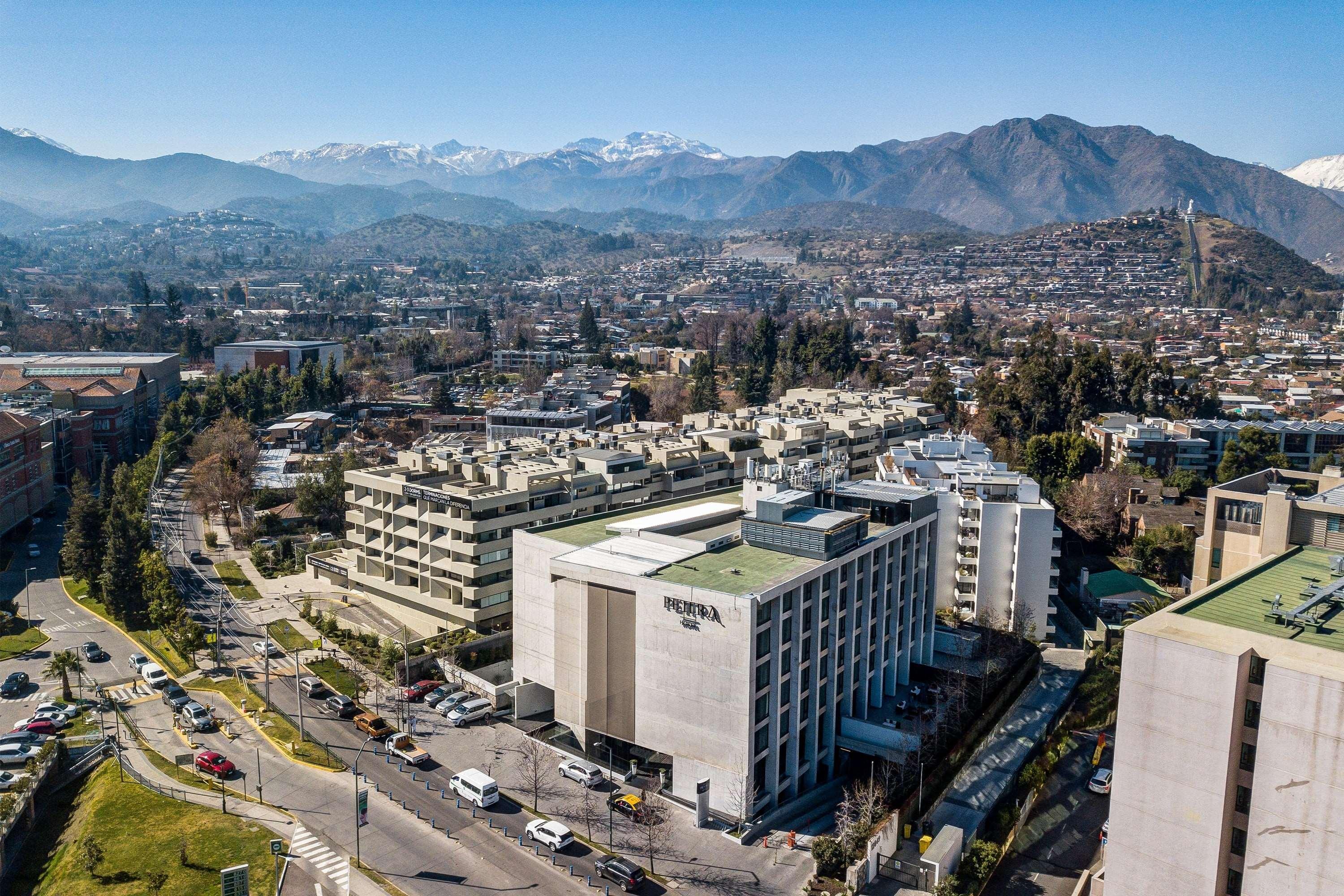 Wyndham Santiago Pettra Hotel Exterior photo Aerial view of the complex
